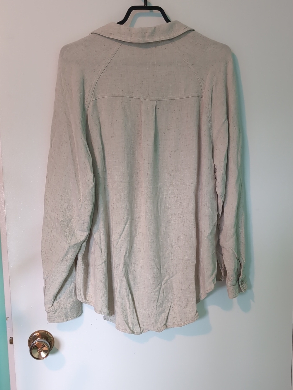 🍁Gentle Fawn Lightweight Beige Button-Up Shirt - Picture 4 of 5